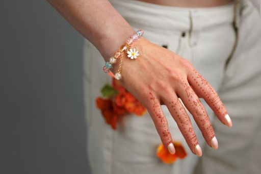 Charm Flowers Tour Friendship Bracelets
